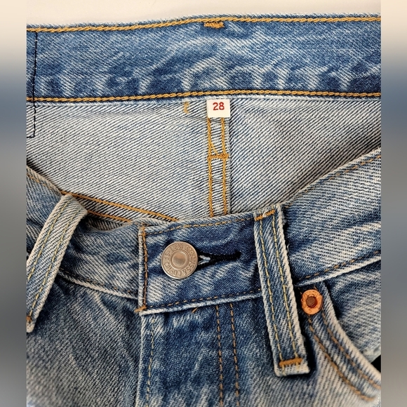 Lévis Denim Raw hem skirt Big E - Picture 9 of 13